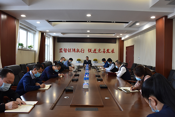 市纪委监委召开疫情防控工作部署会
